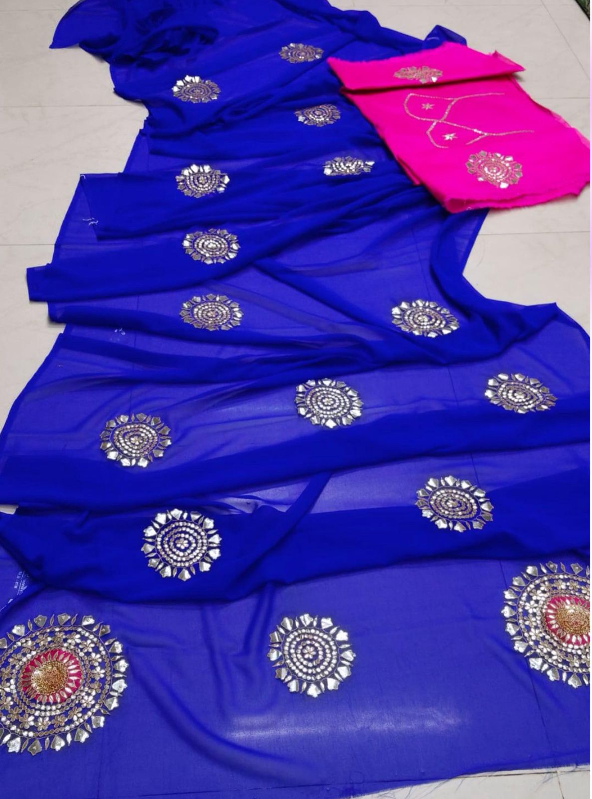 Noor Zardosi Buta Saree