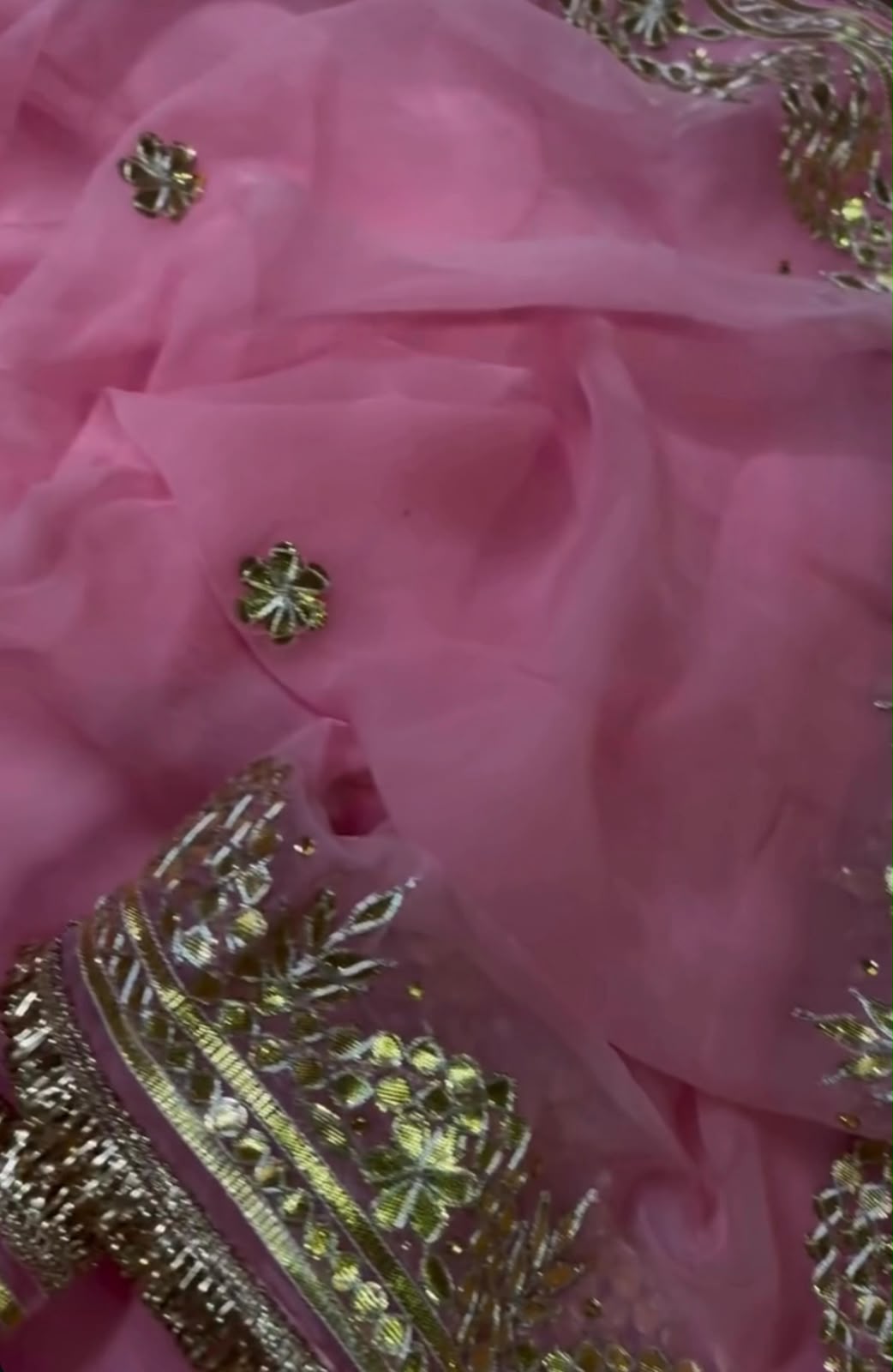 Ambar Gota Saree