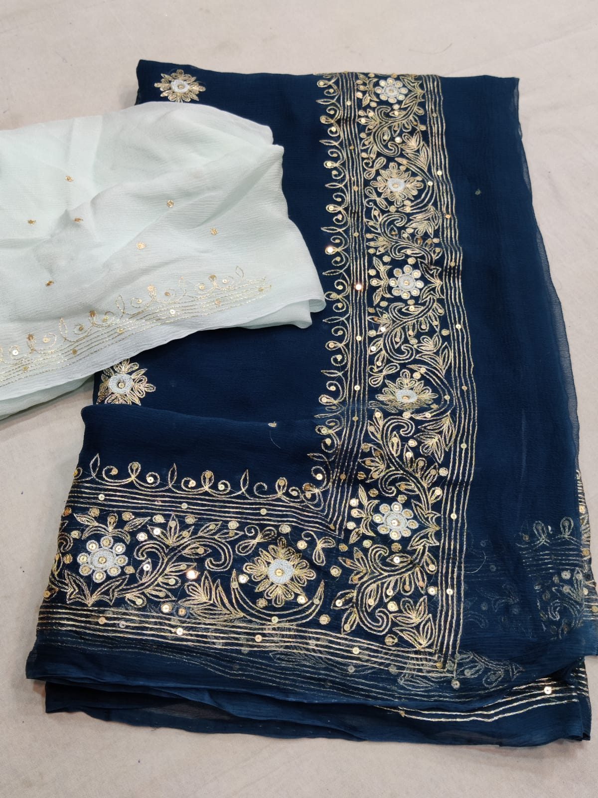 Dharna Aari Zari Pure Chiffon Saree