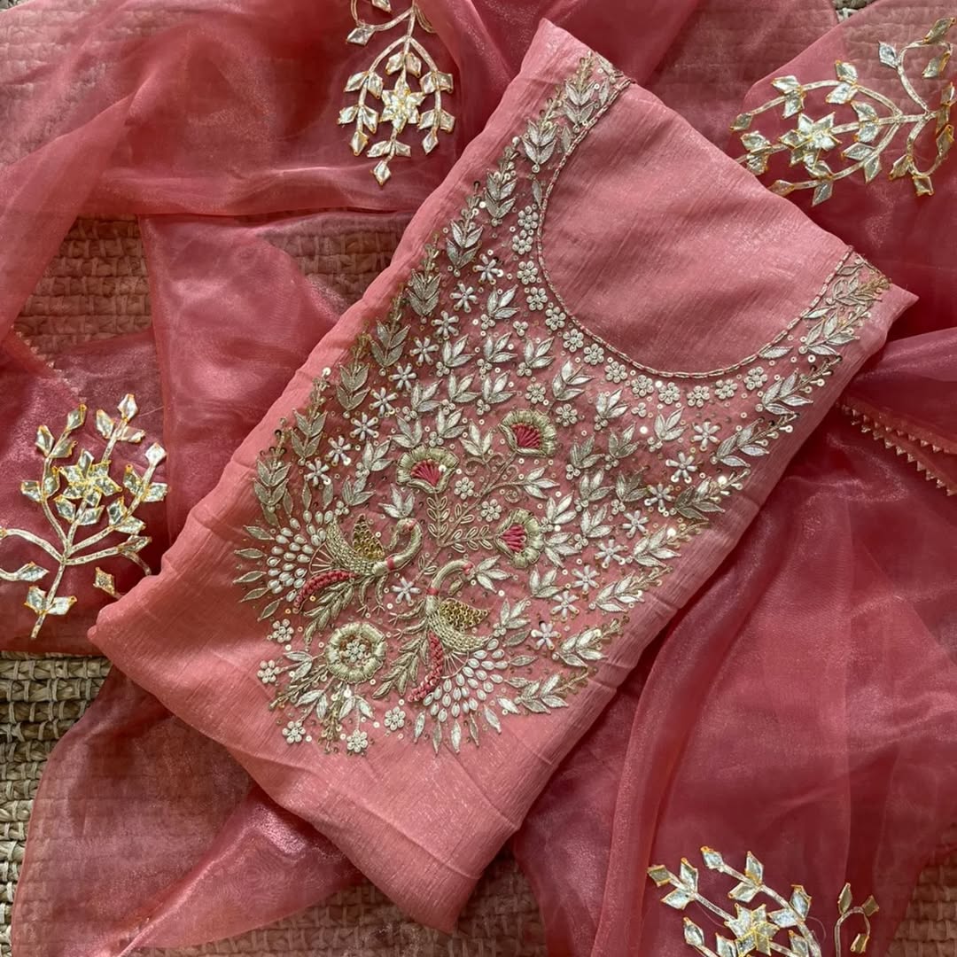 Moona Oganza Suit Fabric