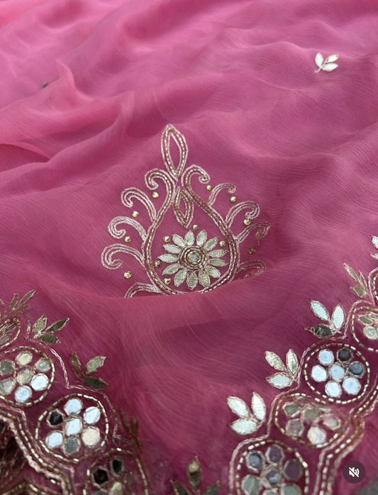 Naina Zari Aari Chiffon Saree