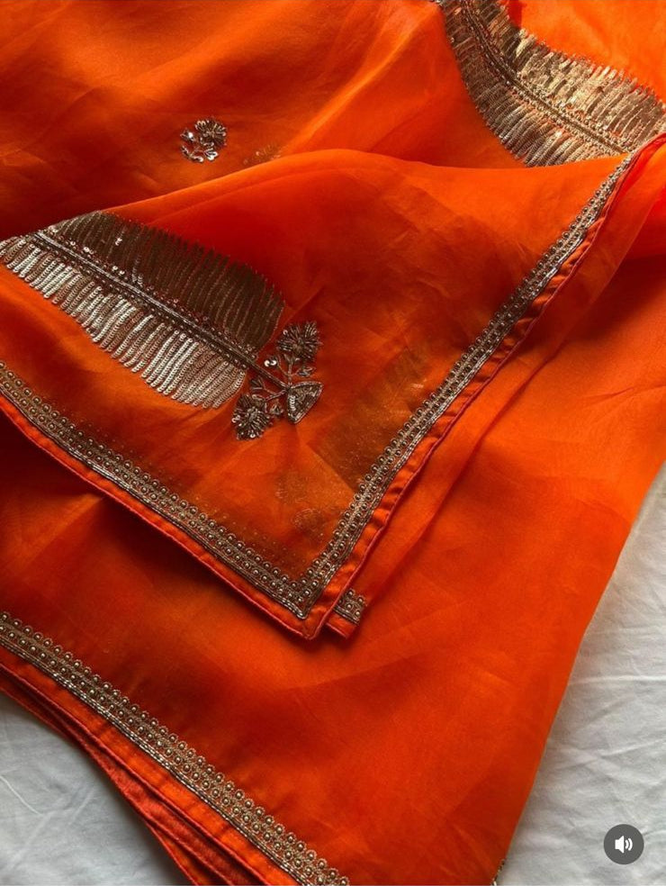 Tall Leaf Organza Saree