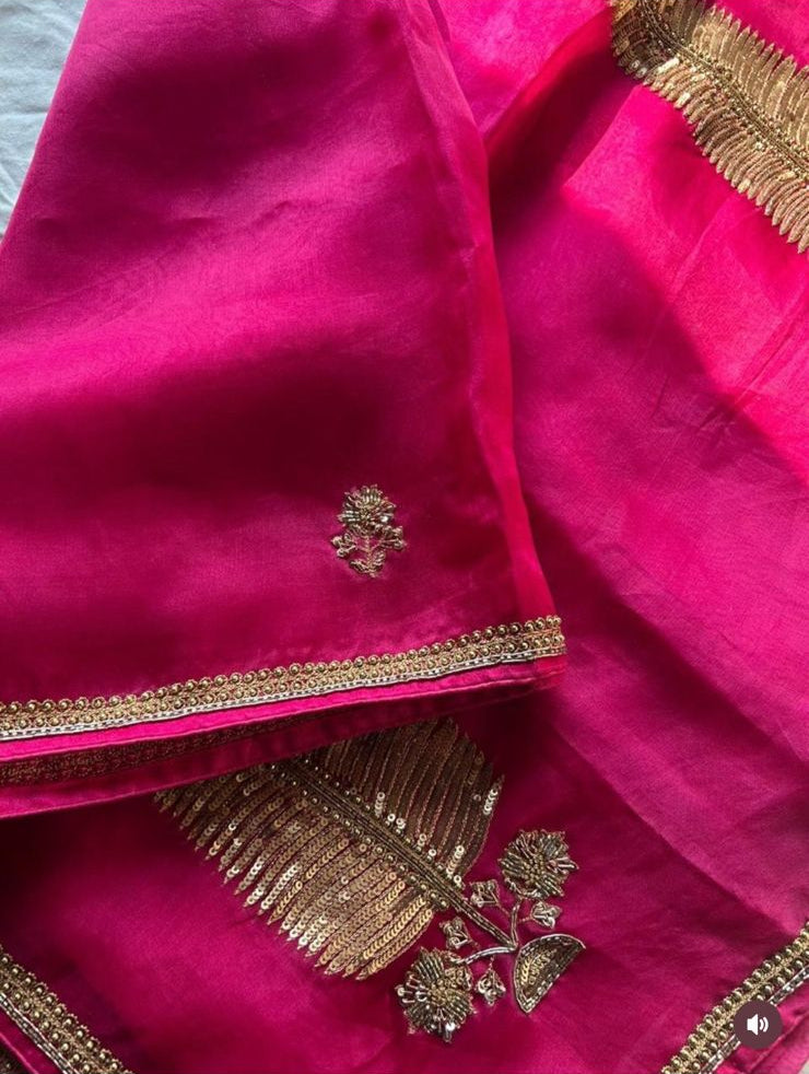 Tall Leaf Organza Saree