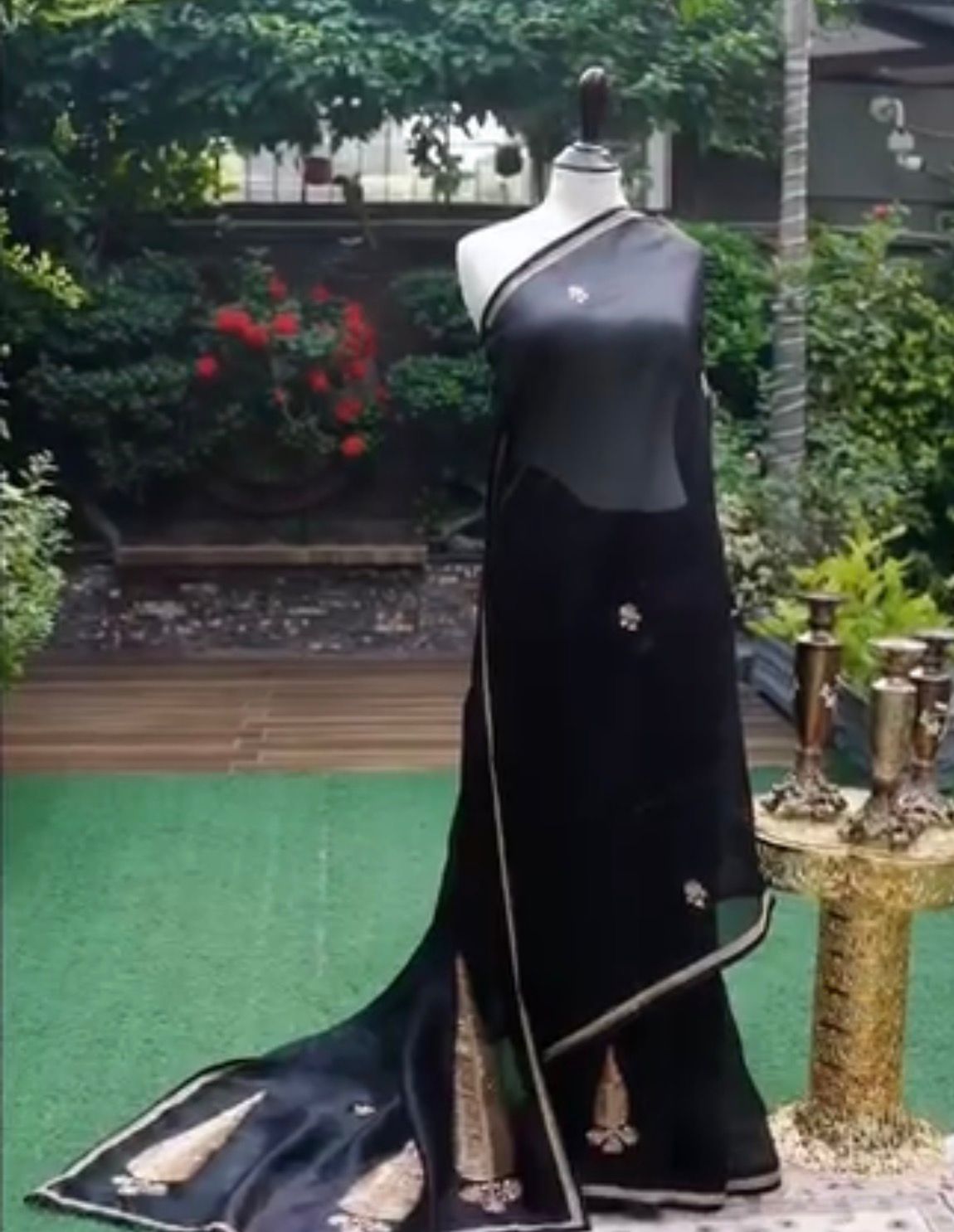 Tall Leaf Organza Saree