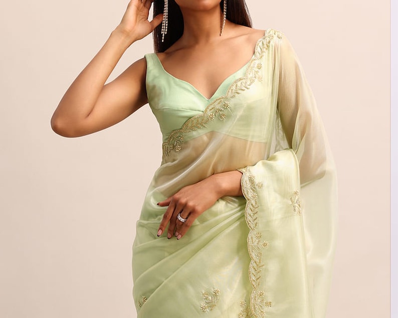 Kiara Cutdana Pearl Saree
